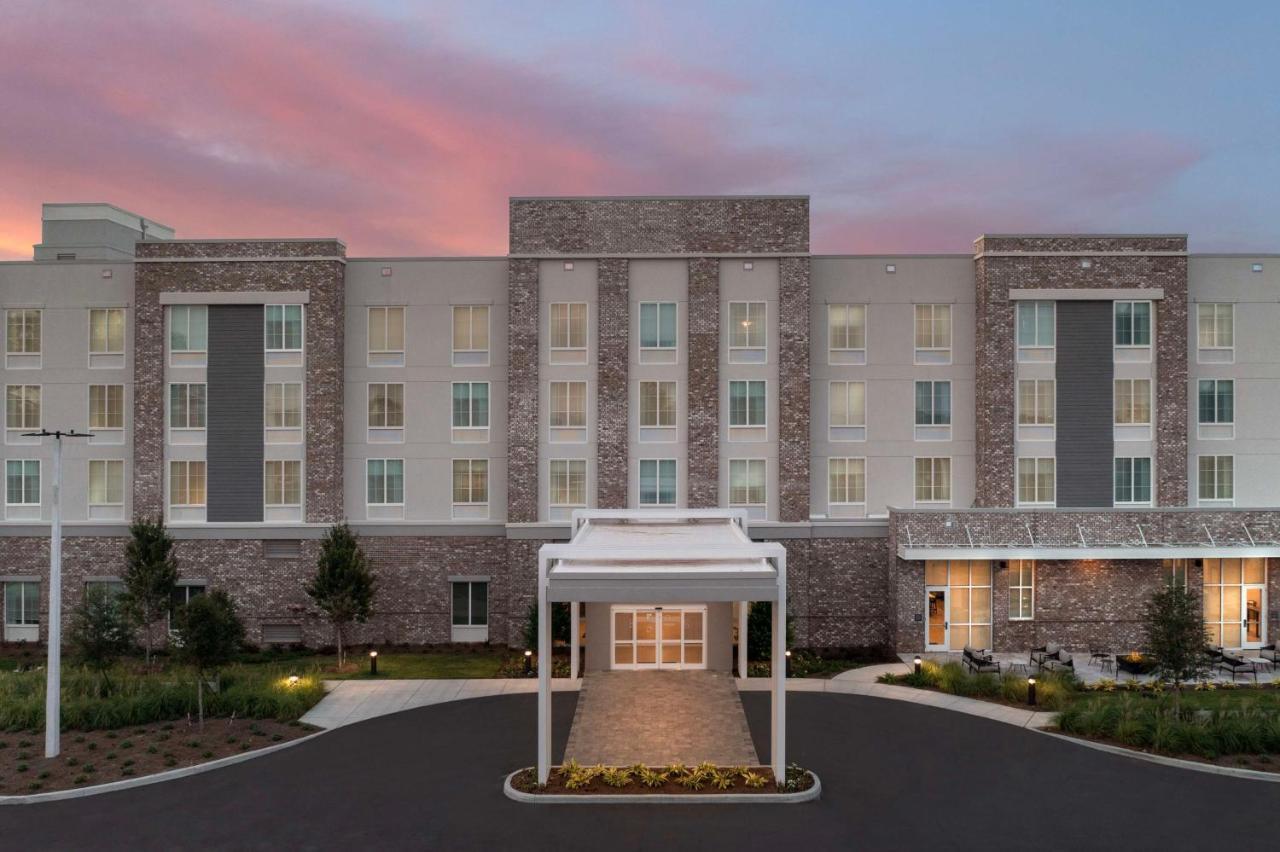 Hilton Garden Inn Pensacola Downtown ภายนอก รูปภาพ