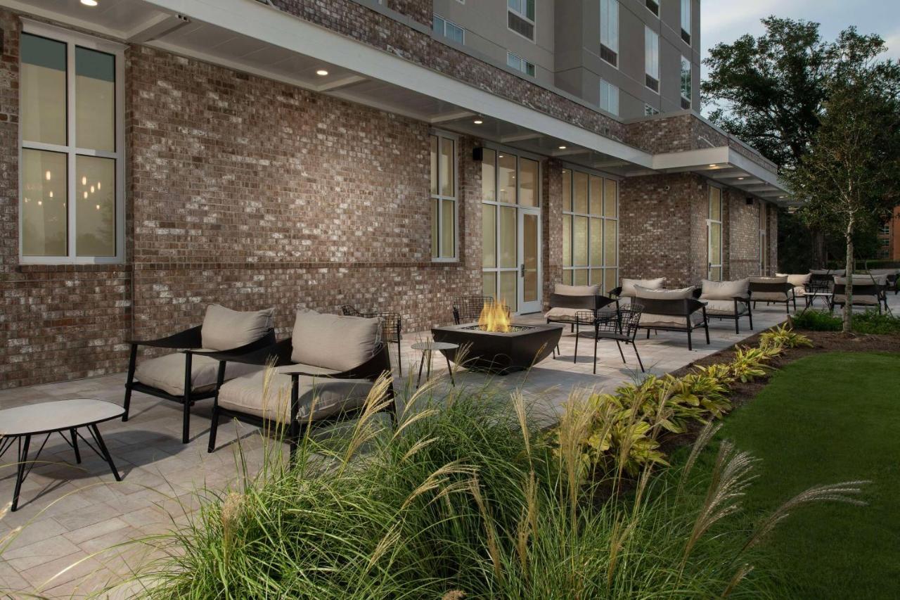 Hilton Garden Inn Pensacola Downtown ภายนอก รูปภาพ