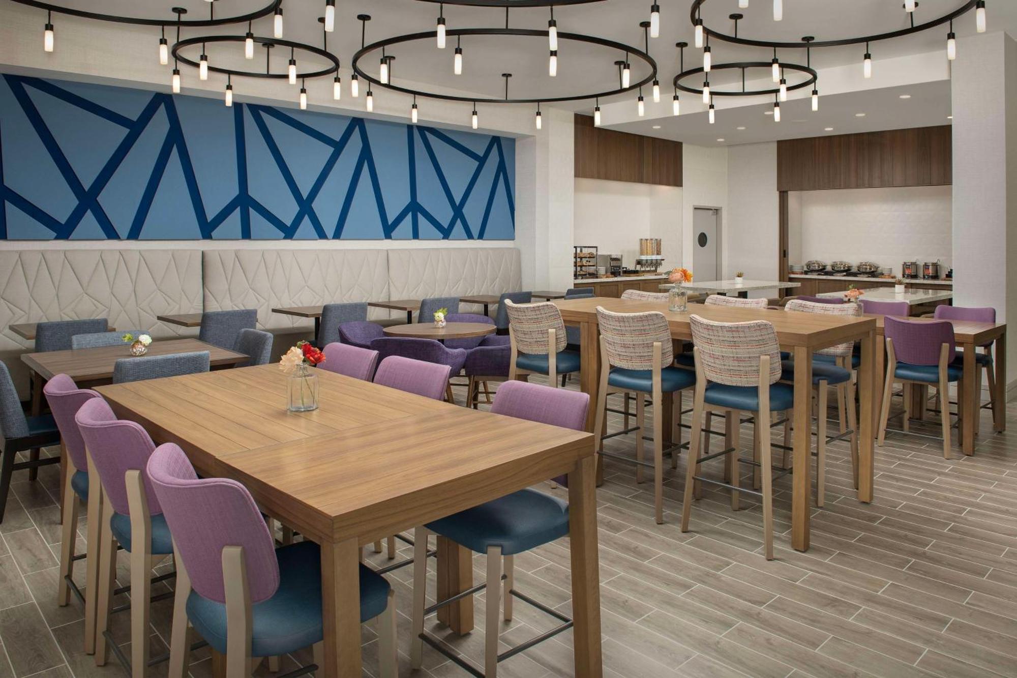 Hilton Garden Inn Pensacola Downtown ภายนอก รูปภาพ